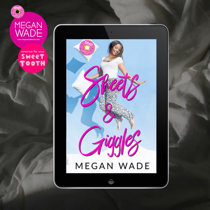 Sheets and Giggles - a spicy BBW novella (Happy Curves, book 1)